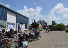 Een springkussen voor de kinderen ontbrak ook niet tijdens Kom in de Kas op Voorne-Putten